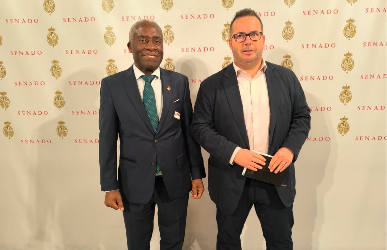 El Presidente del Partido del Progreso de Guinea Ecuatorial se reúne con el Senado de España